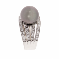 18K Tahitian Pearl & Diamond Ring