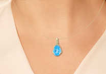 Swiss Blue Topaz Nature Style Pendant 14K Yellow Gold 11CTW